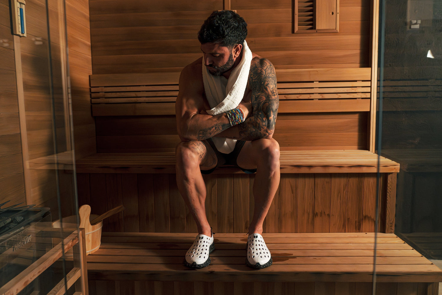How long should you stay in the sauna after a workout?