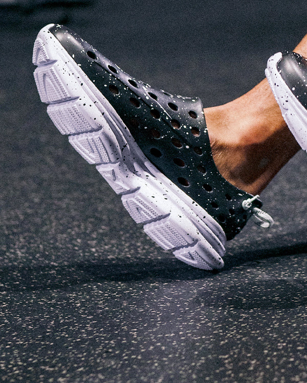 Black AOP White Speckle Kane Revive