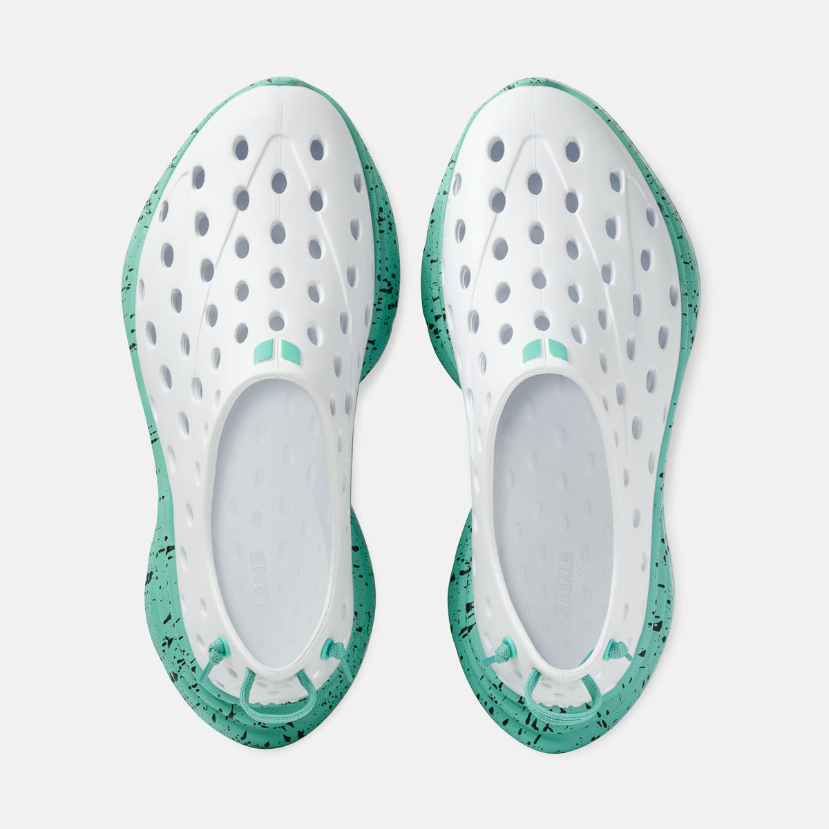 Revive - White / Electric Teal Speckle
