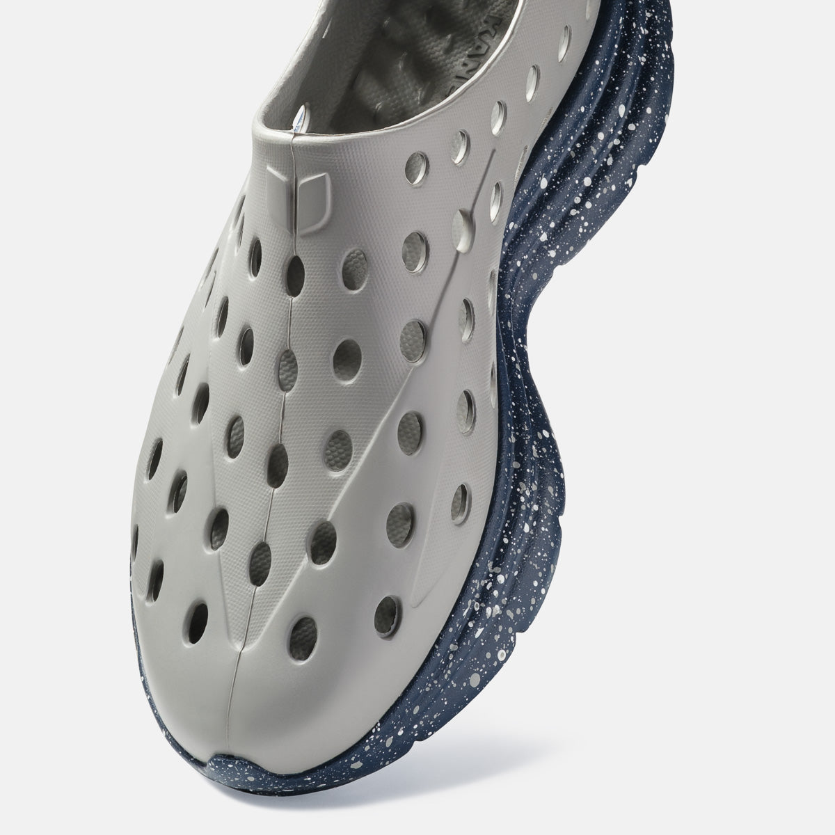 Revive - Moon Gray / Navy Speckle