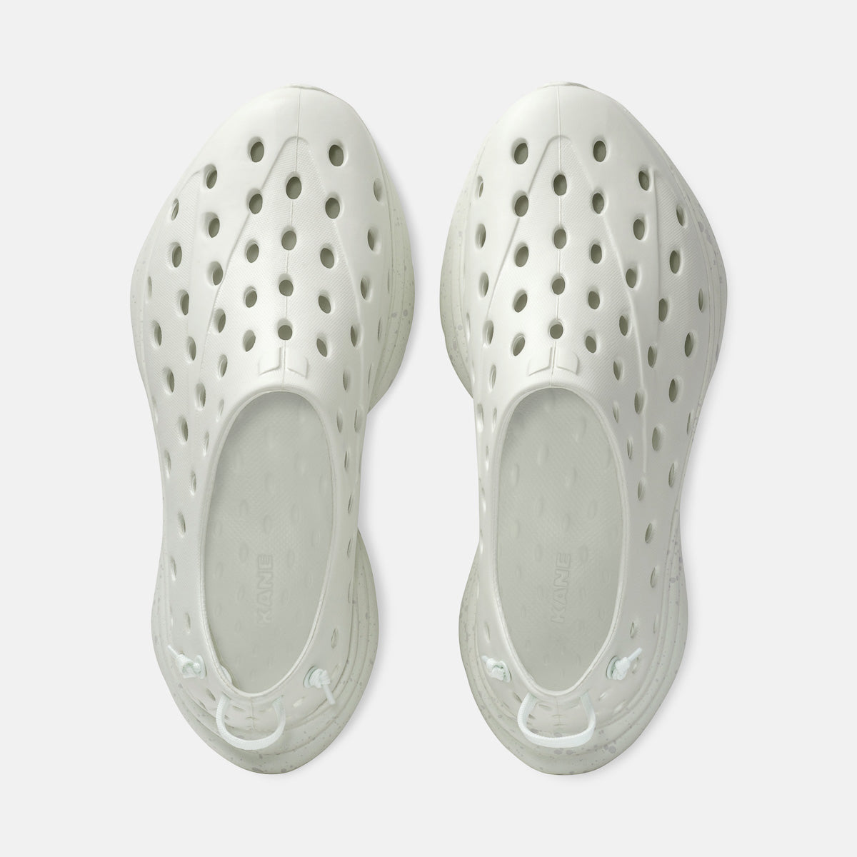 KANE Revive recovery shoe in cloud gray color, top view