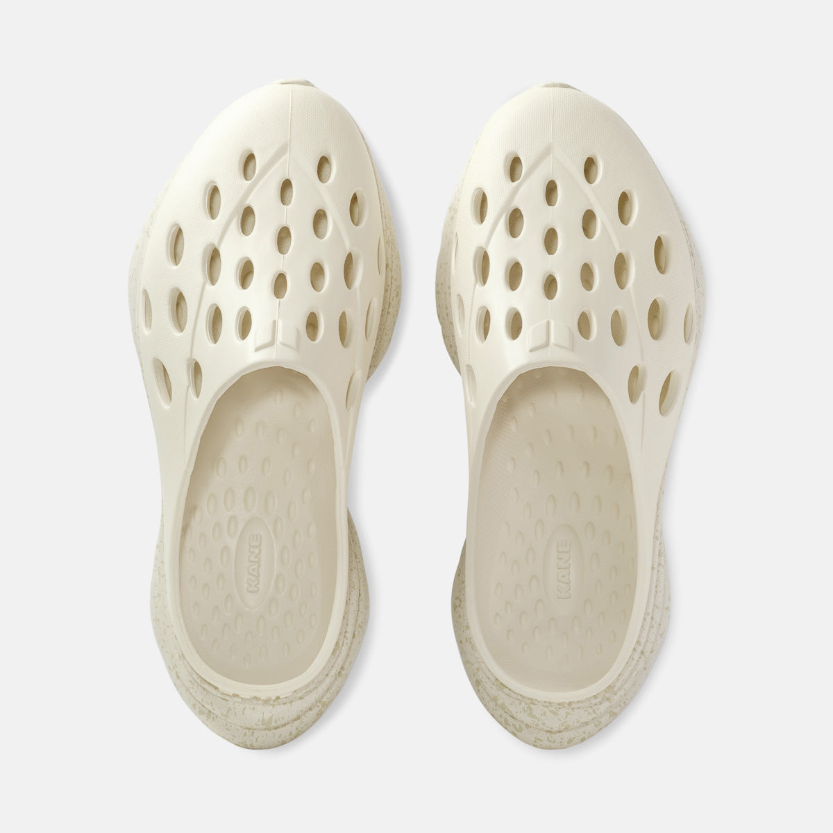 KANE Revive OB recovery shoe in bone color, top view