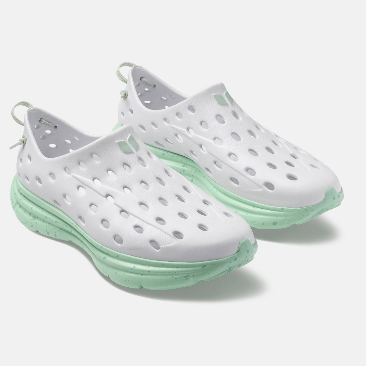 KANE Revive recovery shoe in white / spring speckle color, 3/4 view