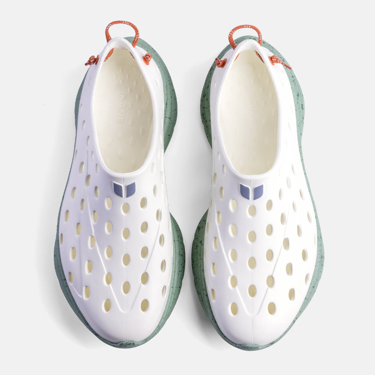 Revive - Soft White / Jade Speckle