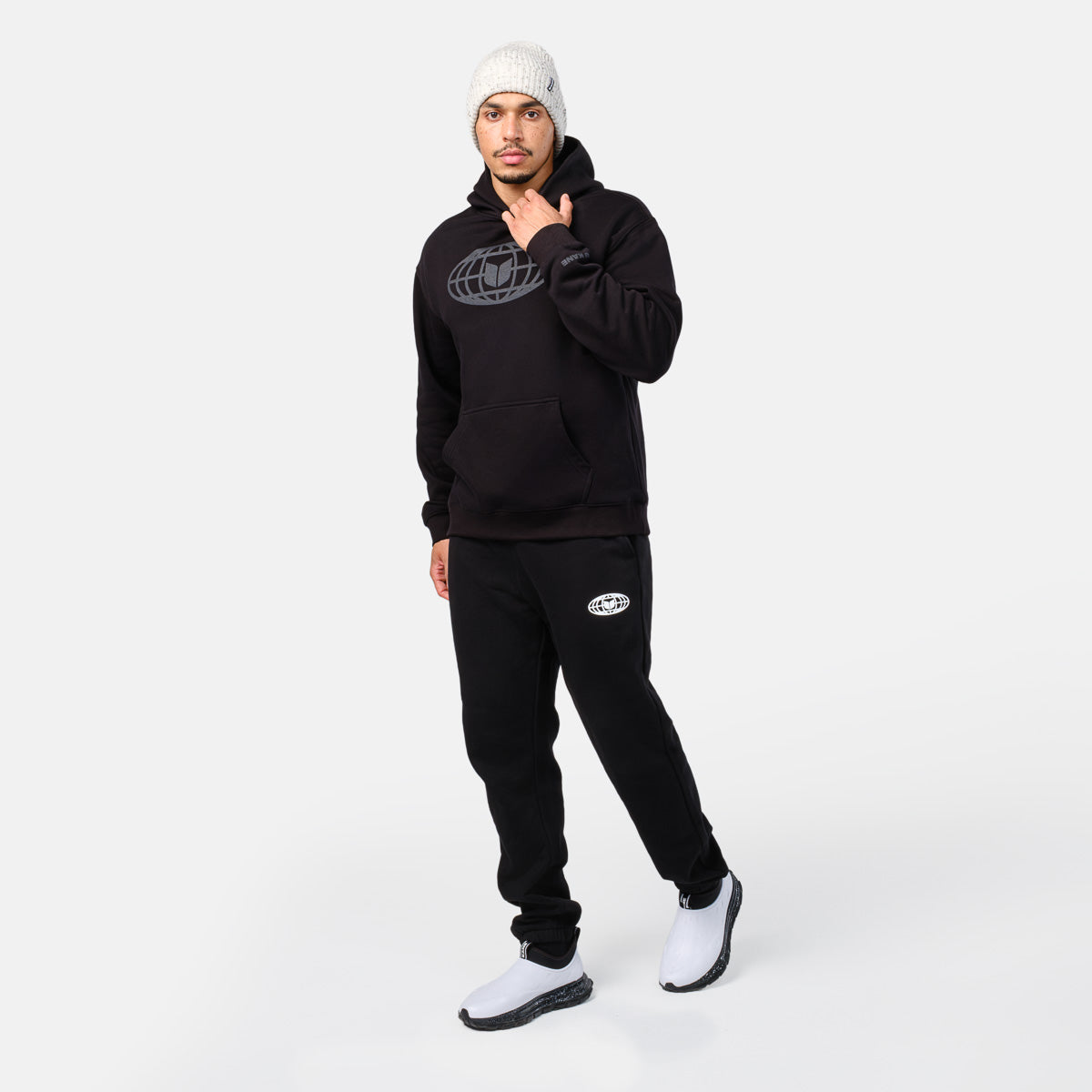 Men's Globe Hoodie - Black