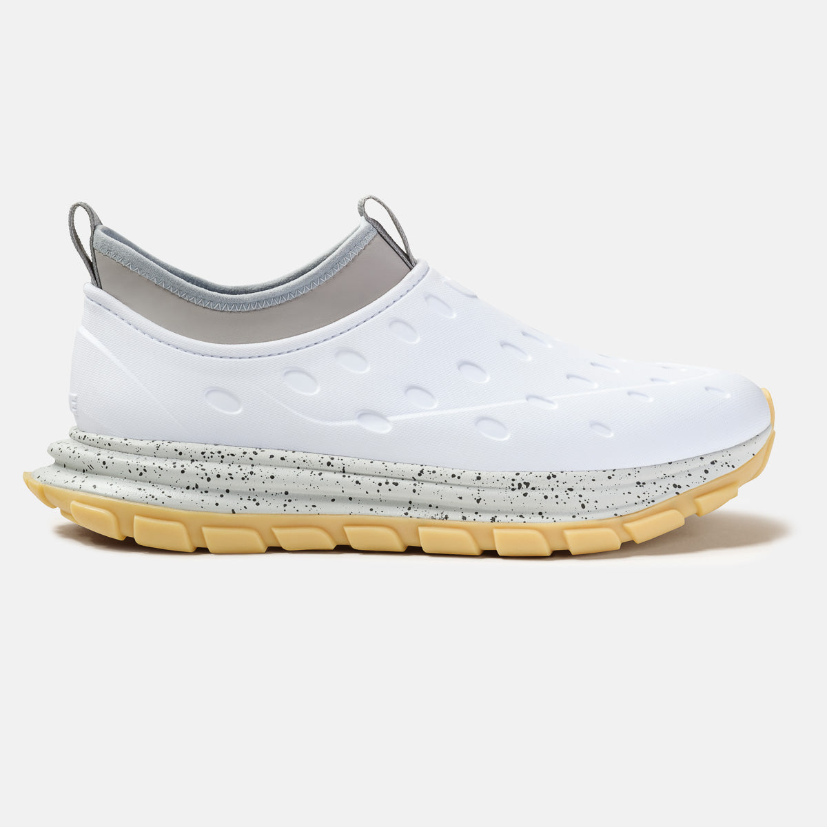 Revive AC - White / Gum