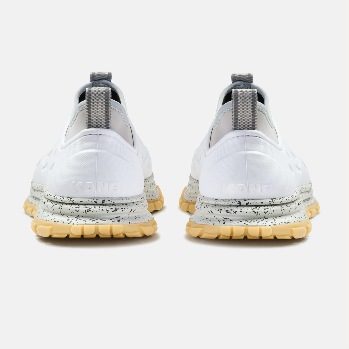 Revive AC - White / Gum