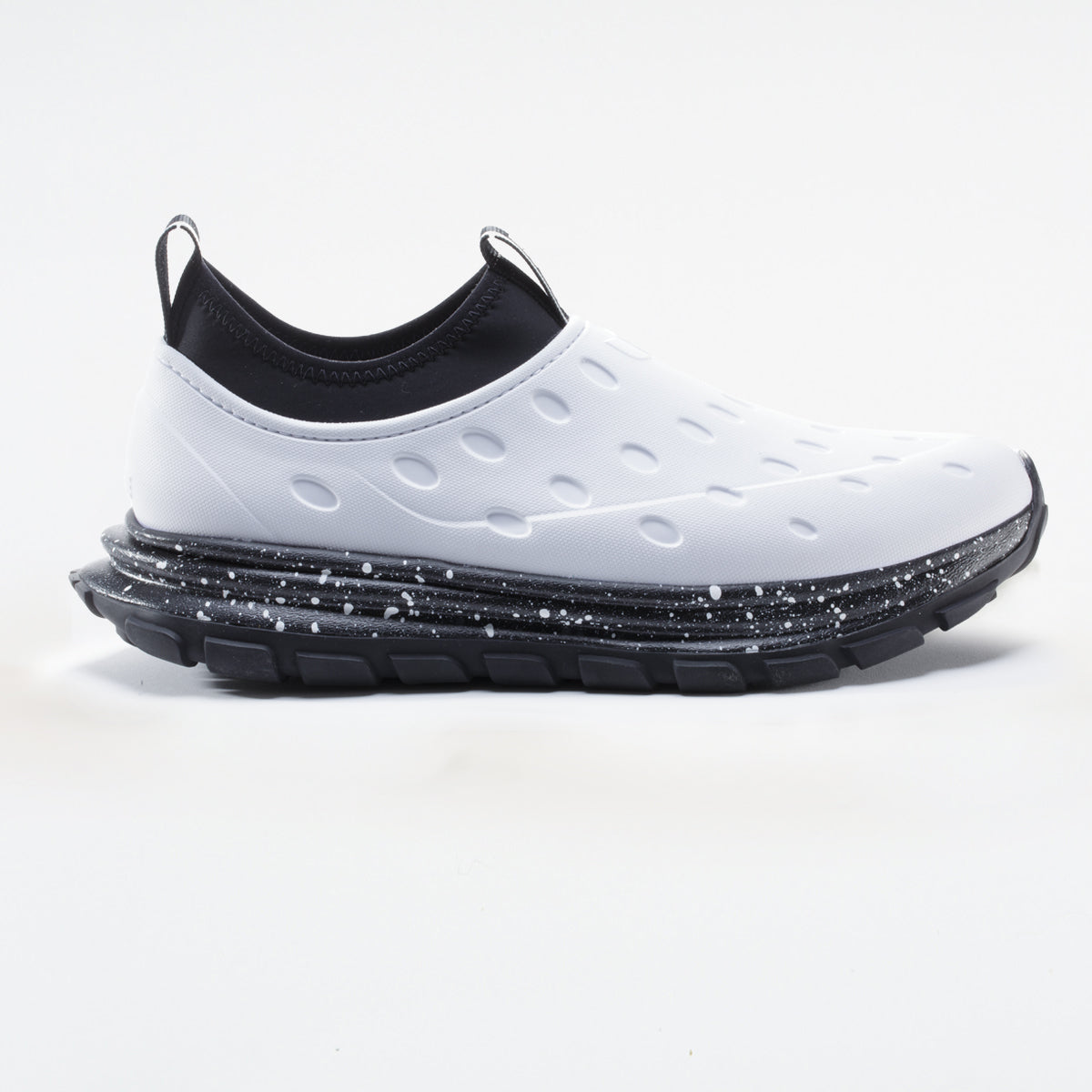 revive-ac-white-black